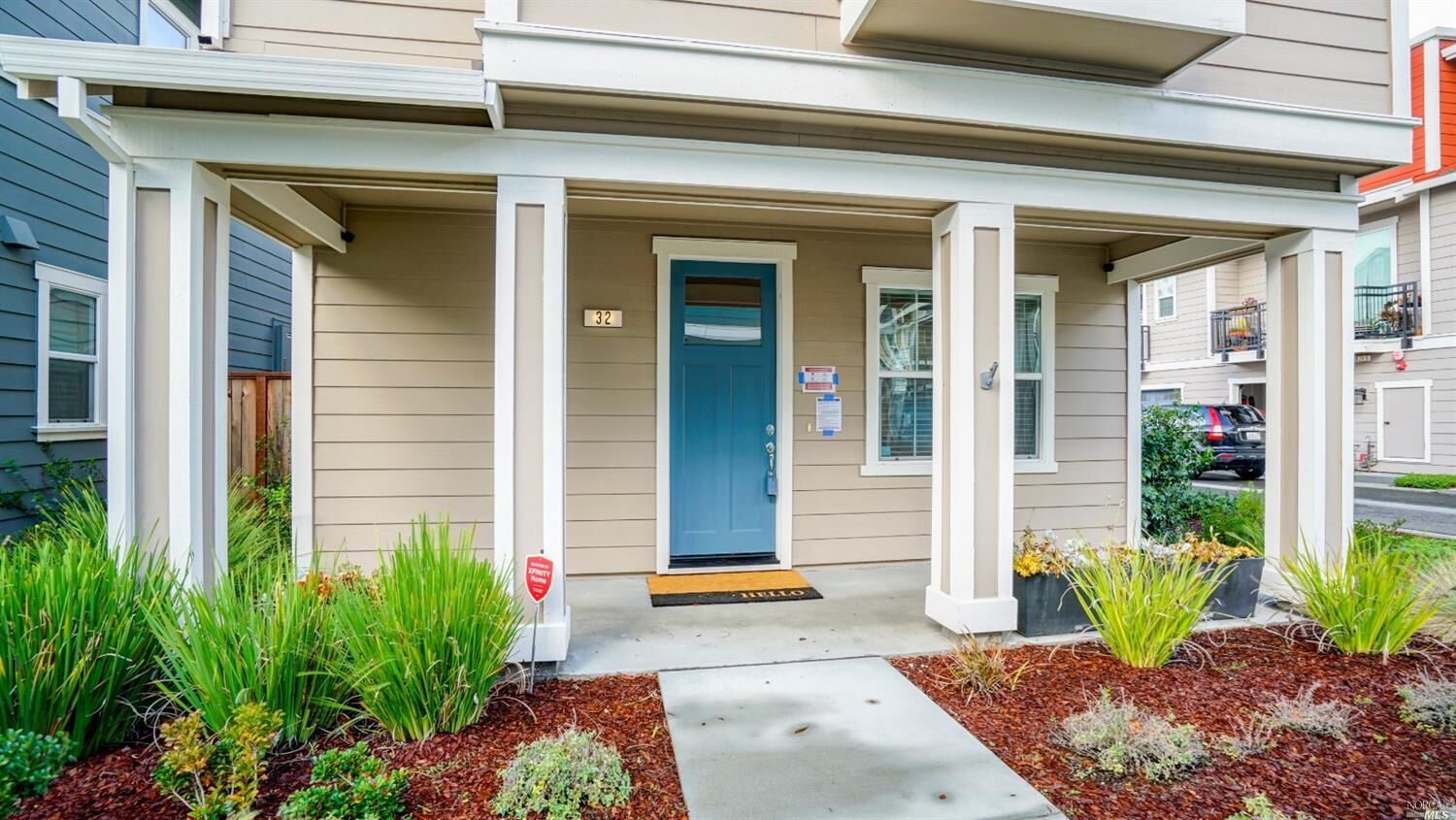 Property Photo:  32 Lipton Way  CA 94931 