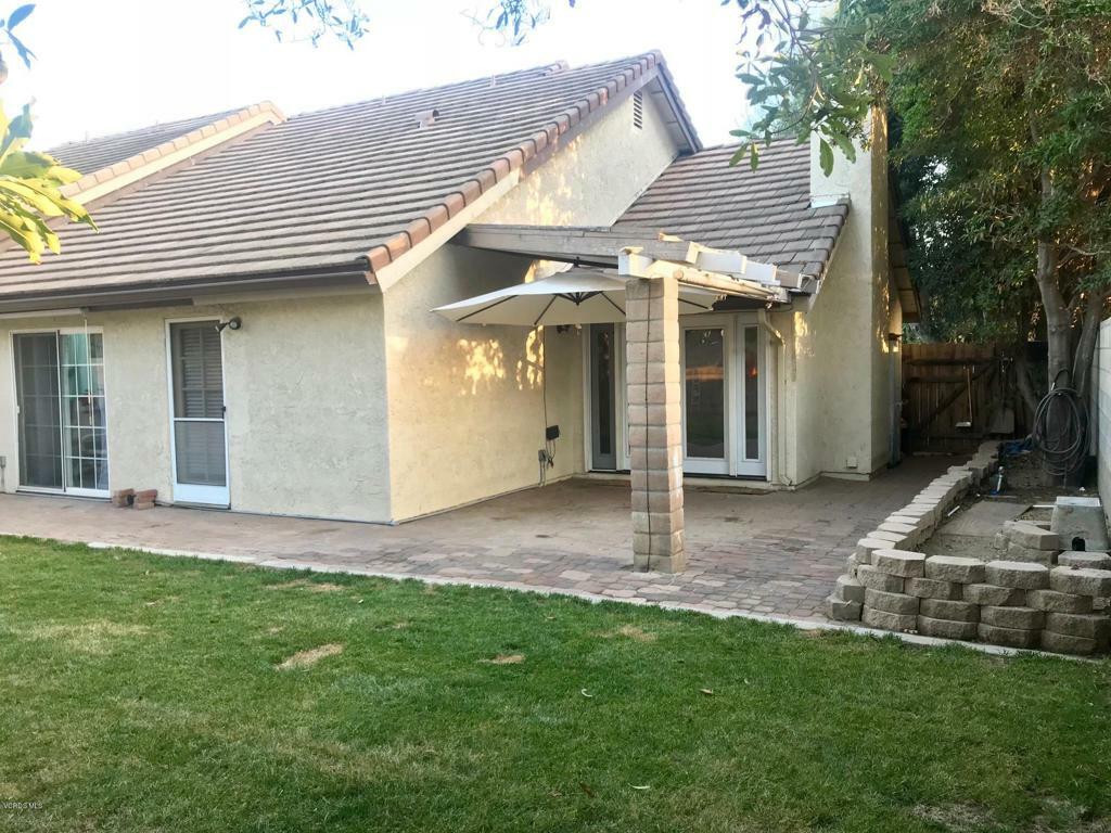 Property Photo:  933 Oakdale Lane  CA 93015 