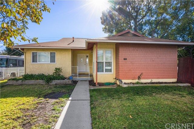 Property Photo:  11769 Pearwood Avenue  CA 91342 