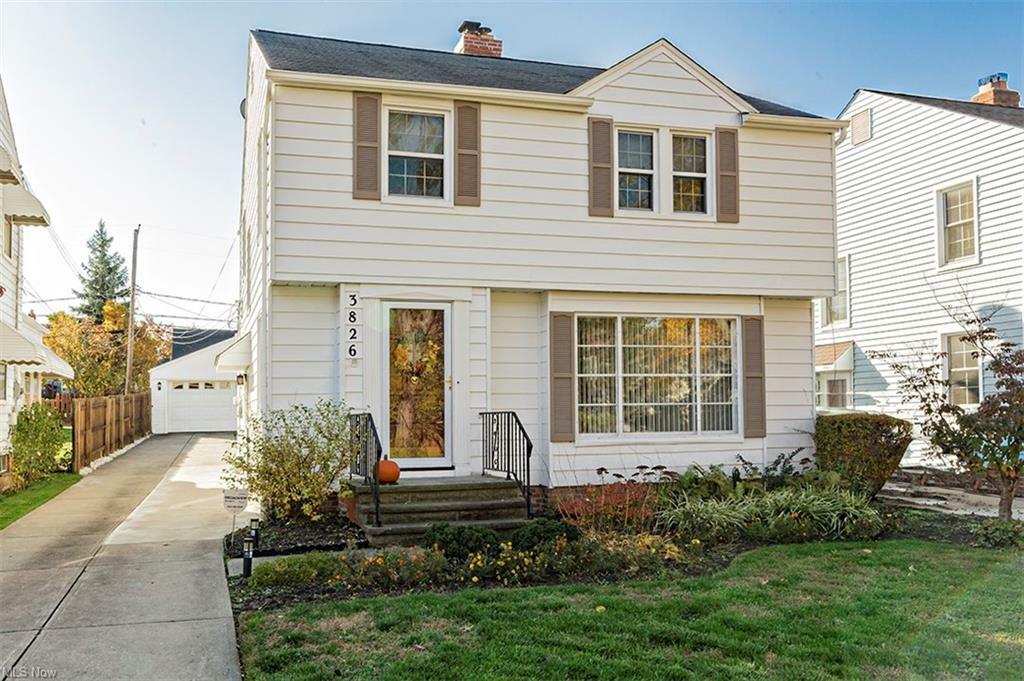 Property Photo: 3826 Merrymound Road OH 44121