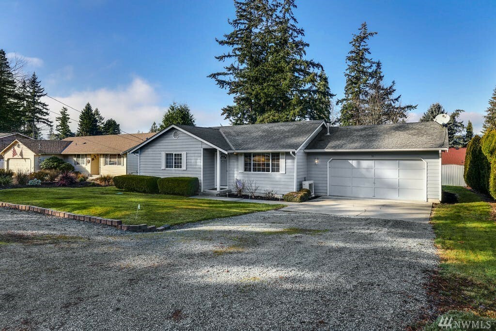 Property Photo:  309 Scotland Dr  WA 98282 