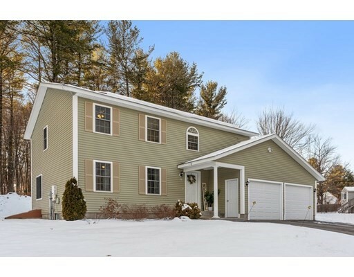 Property Photo: 21 Flicker Drive MA 01420