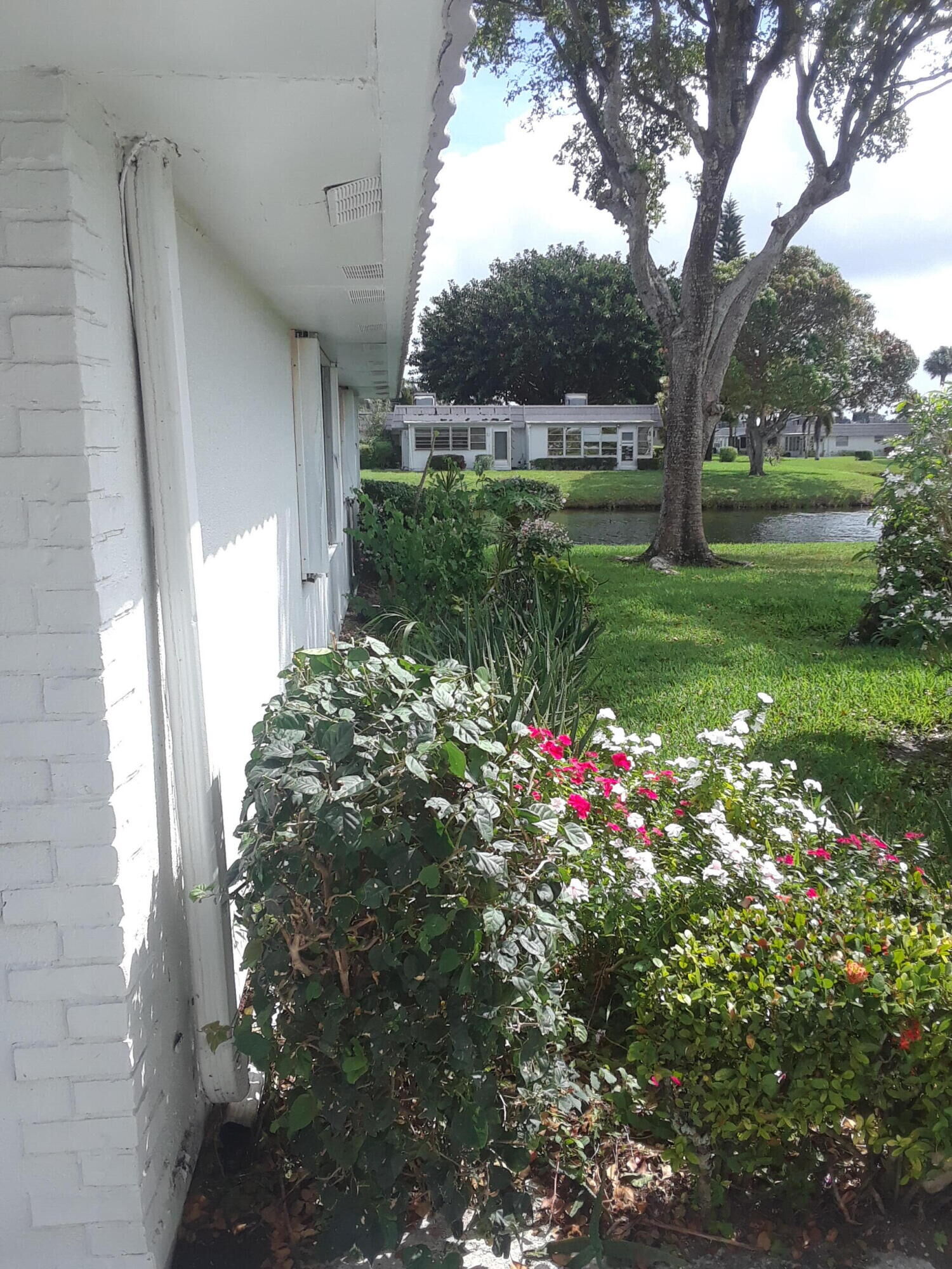 Property Photo:  178 Valencia H 178  FL 33446 
