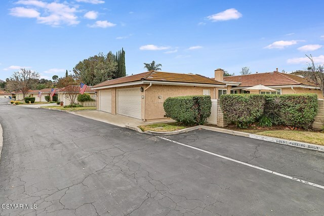 Property Photo:  2162 Crespi Lane  CA 91361 