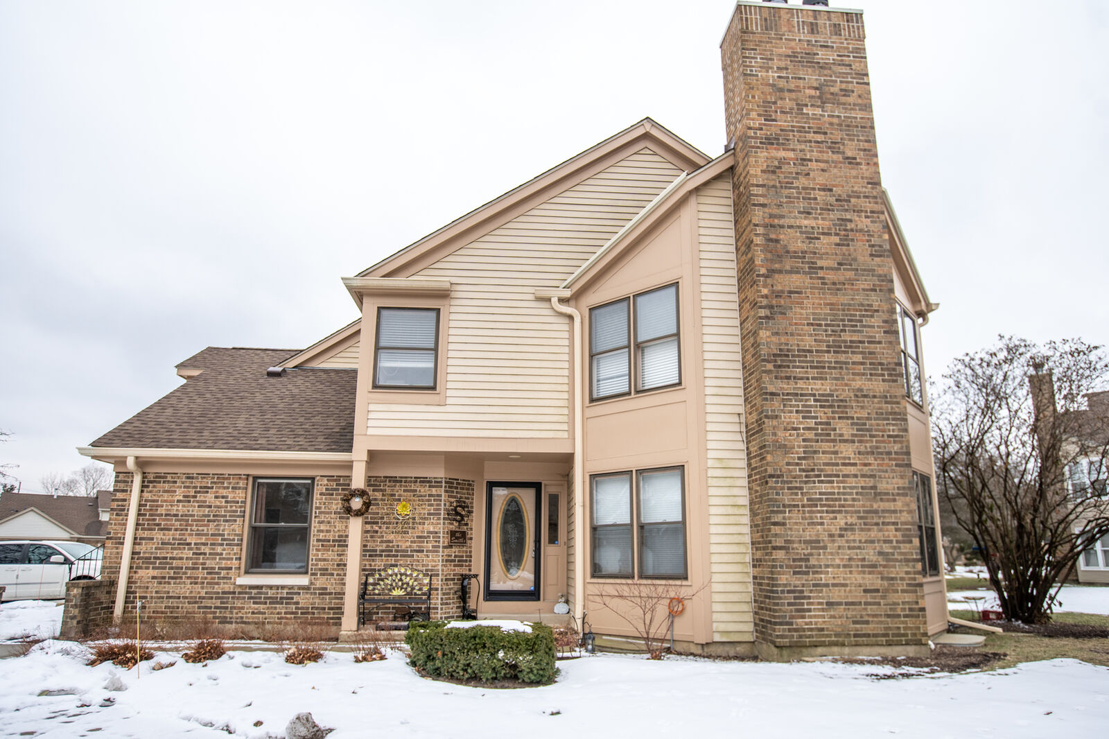 Property Photo:  80 Willow Parkway  IL 60089 