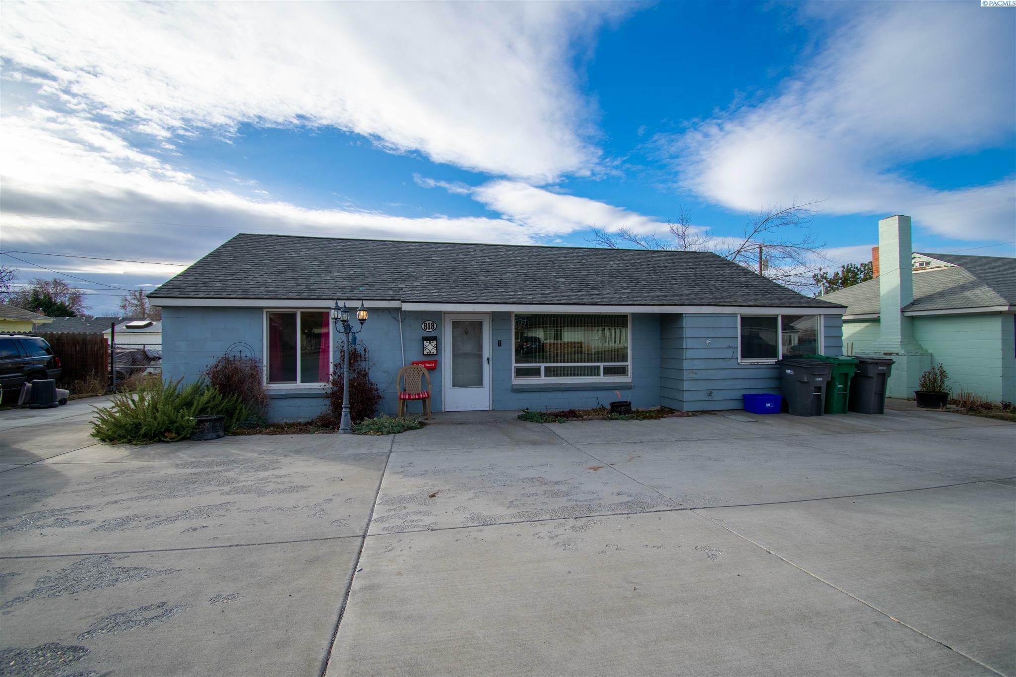 818 S Garfield St  Kennewick WA 99337-0000 photo