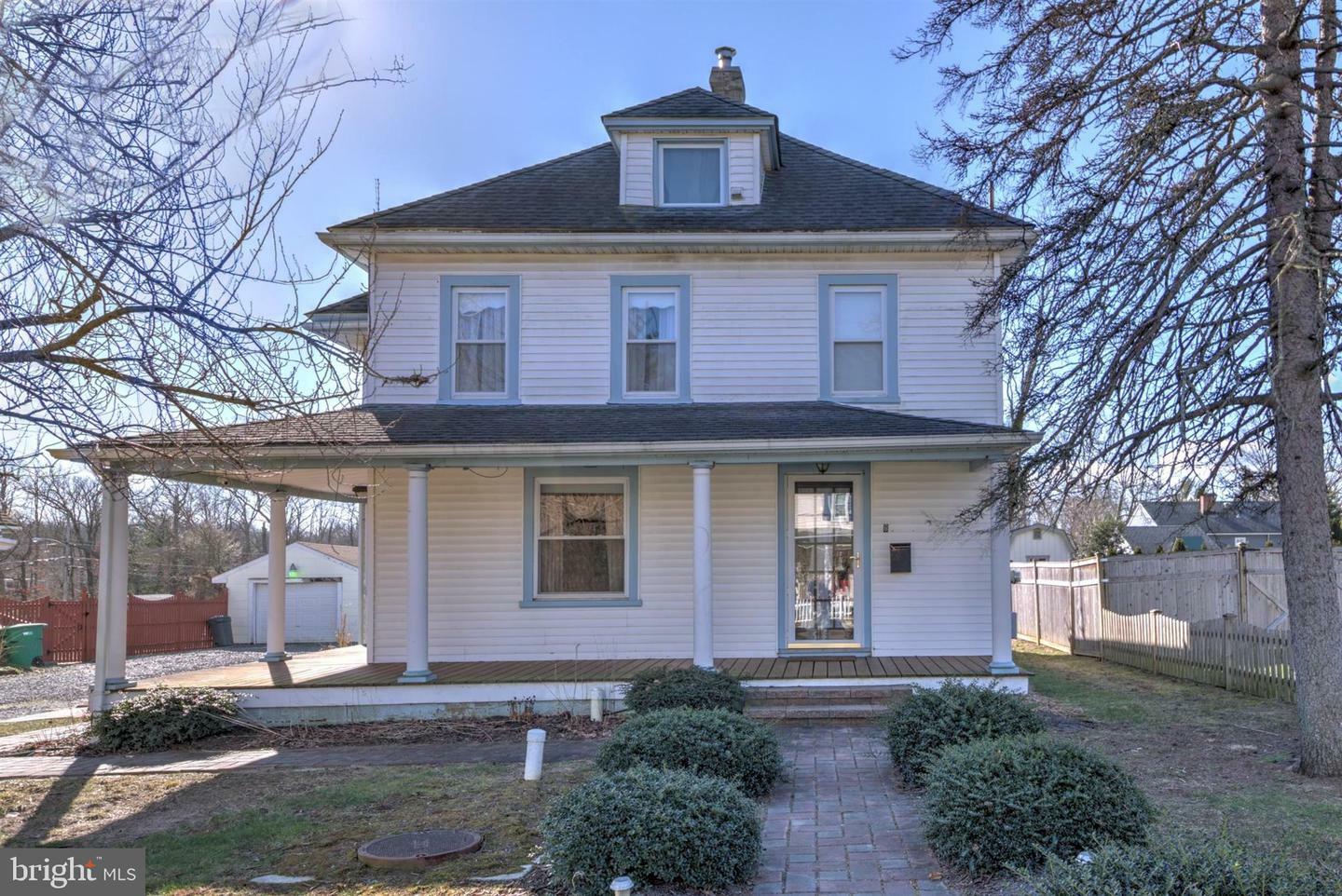 Property Photo:  8 Oakford Avenue  NJ 08533 