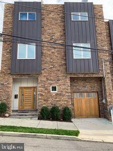 211 Roxborough Avenue  Philadelphia PA 19128 photo