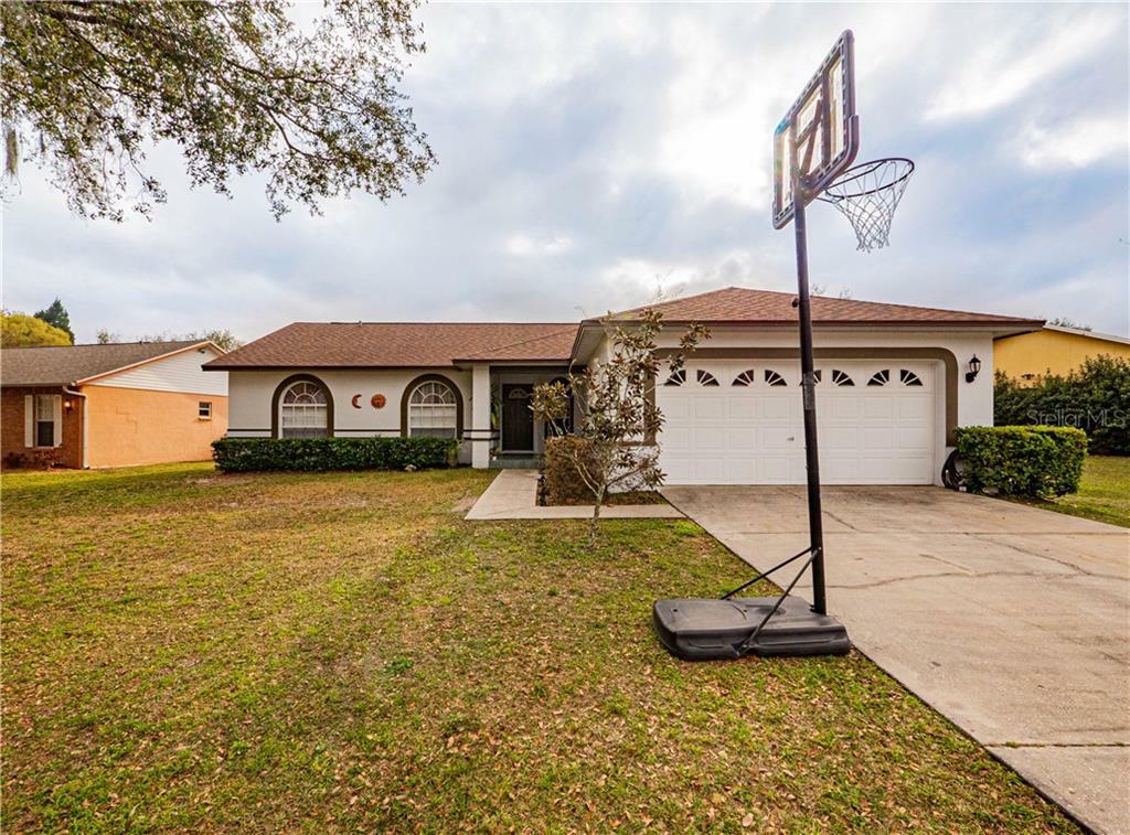 Property Photo:  7980 Kaitlin Circle  FL 33810 