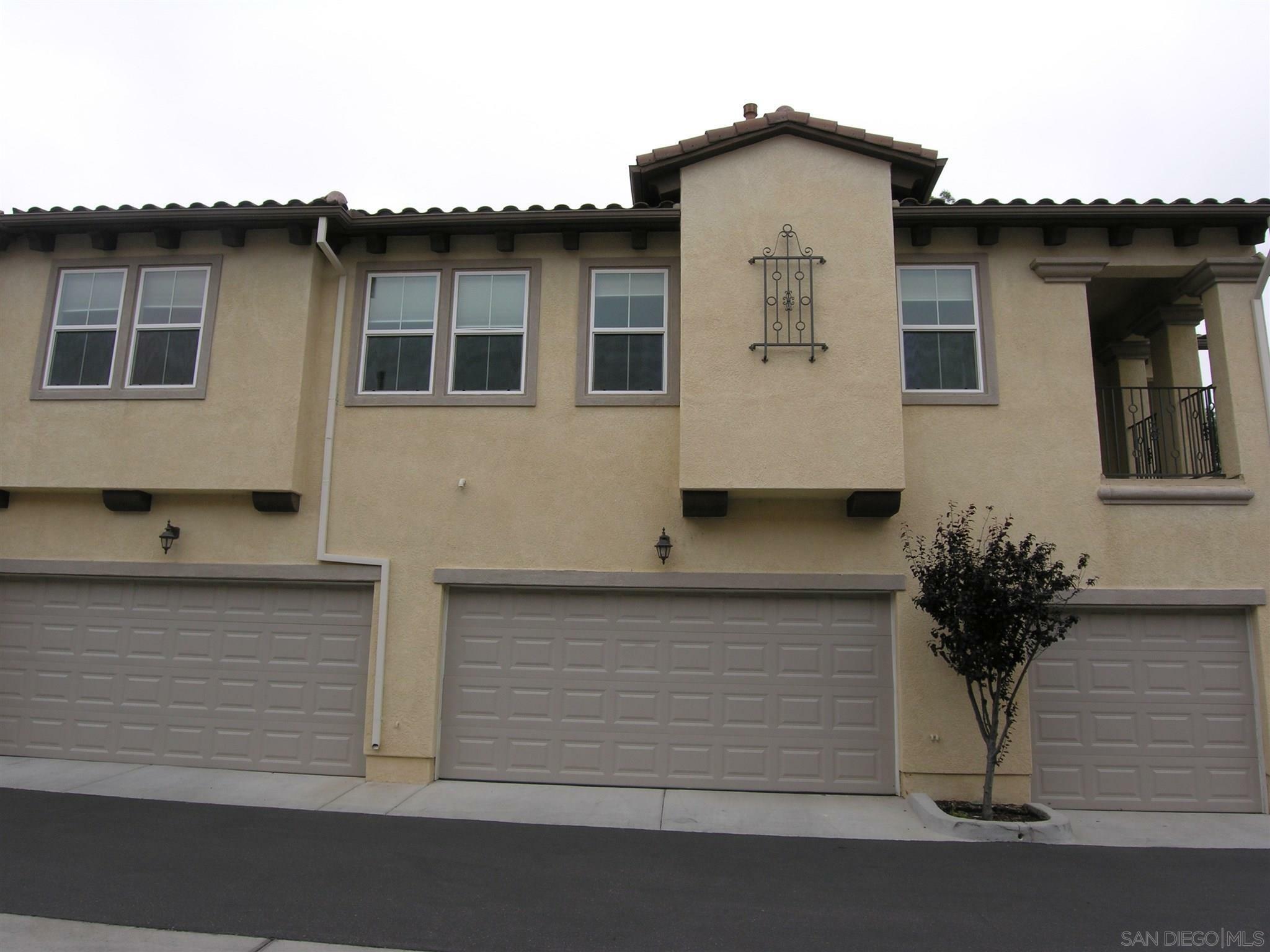 Property Photo:  11192 Catarina Ln 112  CA 92128 