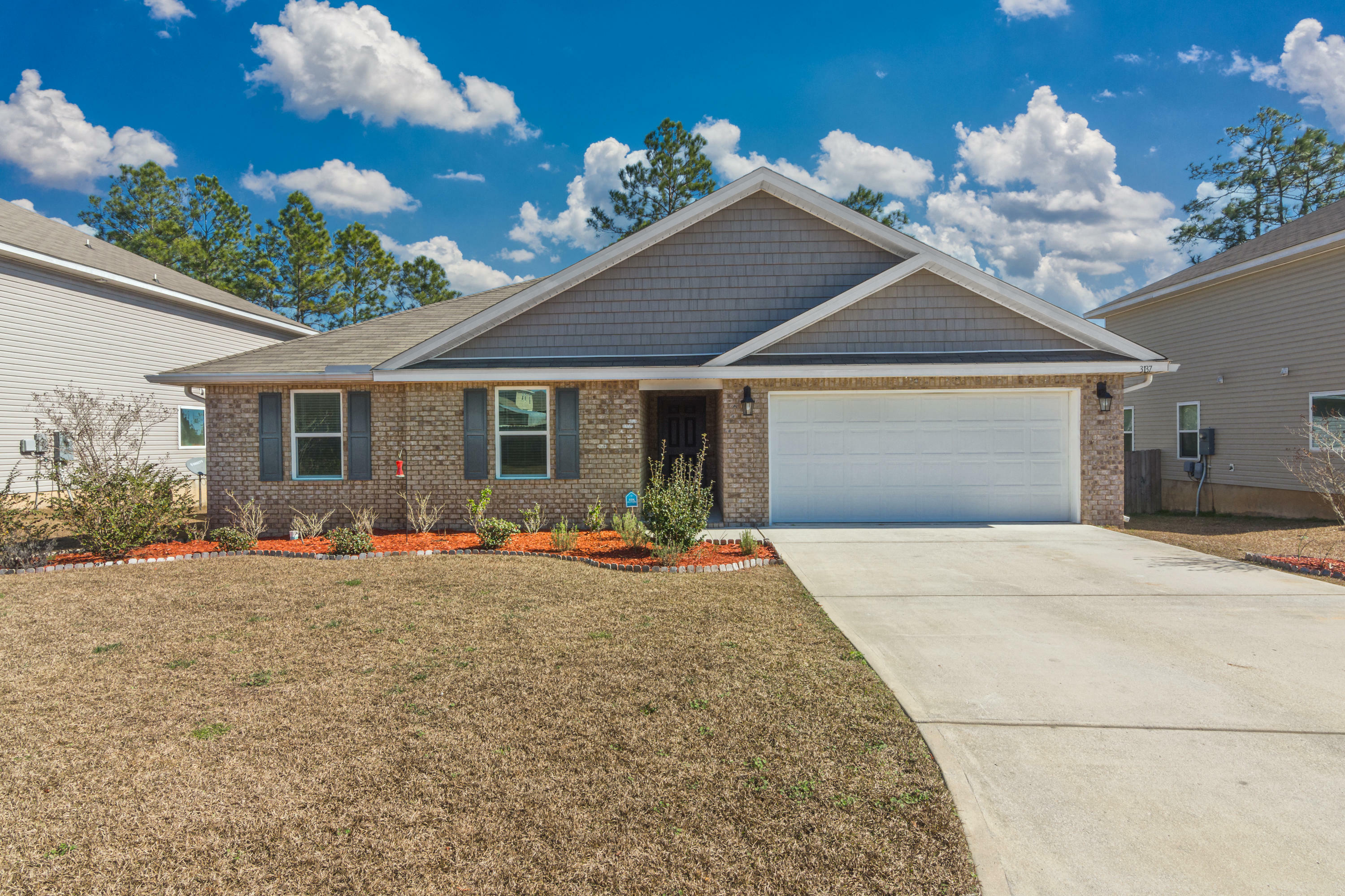 Property Photo: 3137 Partridge Drive FL 32539