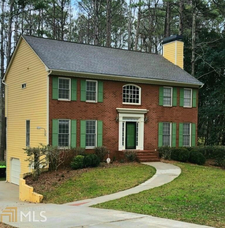 Property Photo:  230 Creekview Trl  GA 30214 