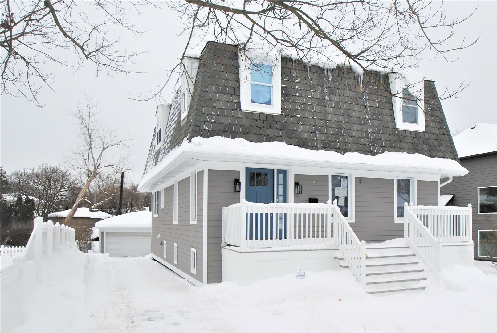Property Photo: 4805 Pershing Avenue IL 60515