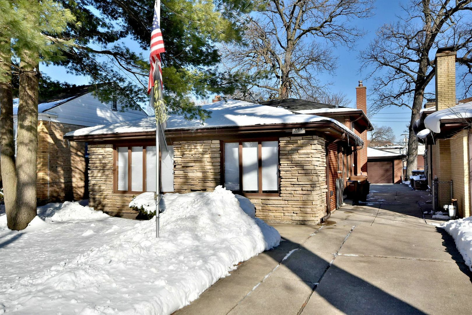 Property Photo:  8536 River Grove Avenue  IL 60171 