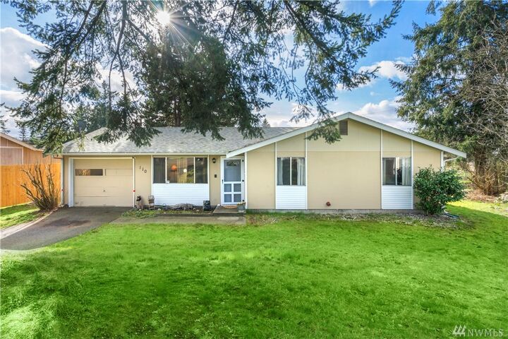 110 158 St E  Tacoma WA 98445 photo