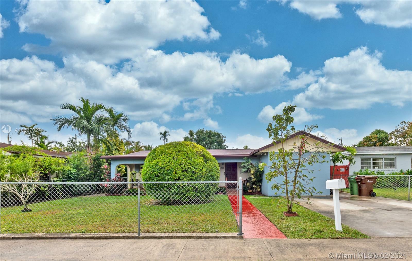 Property Photo: 730 W 39th Pl FL 33012