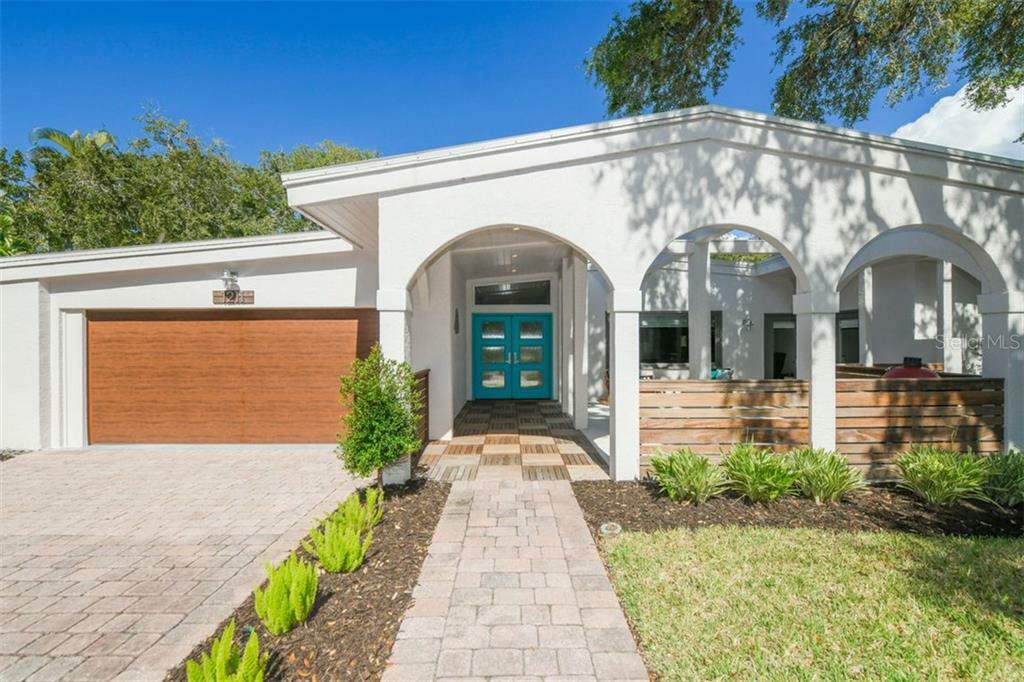 Property Photo:  1211 Southport Drive  FL 34242 