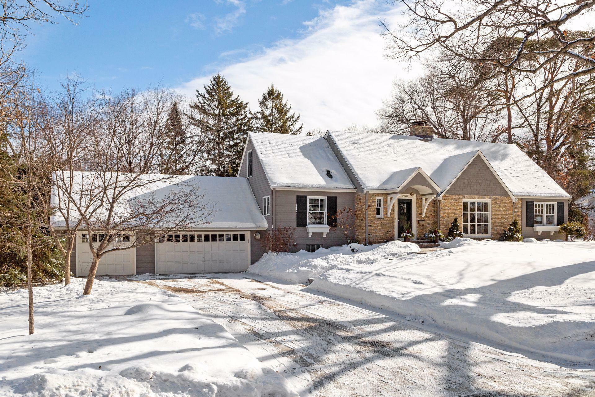 Property Photo:  253 Ashley Road  MN 55343 