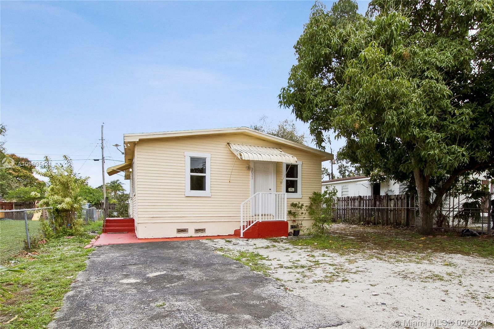 Property Photo:  3031 NW 95th St  FL 33147 