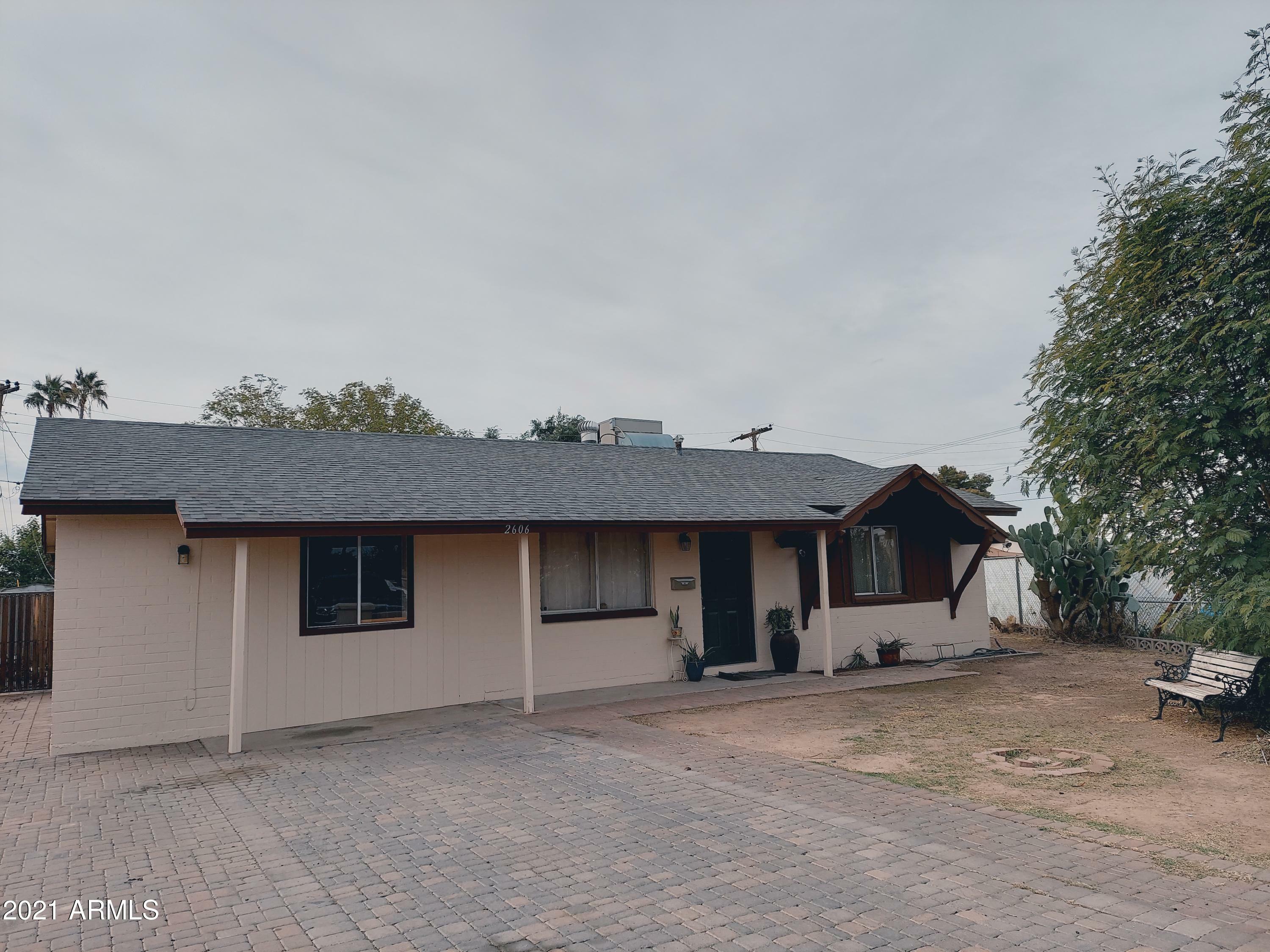 Property Photo:  2606 N 49th Lane  AZ 85035 