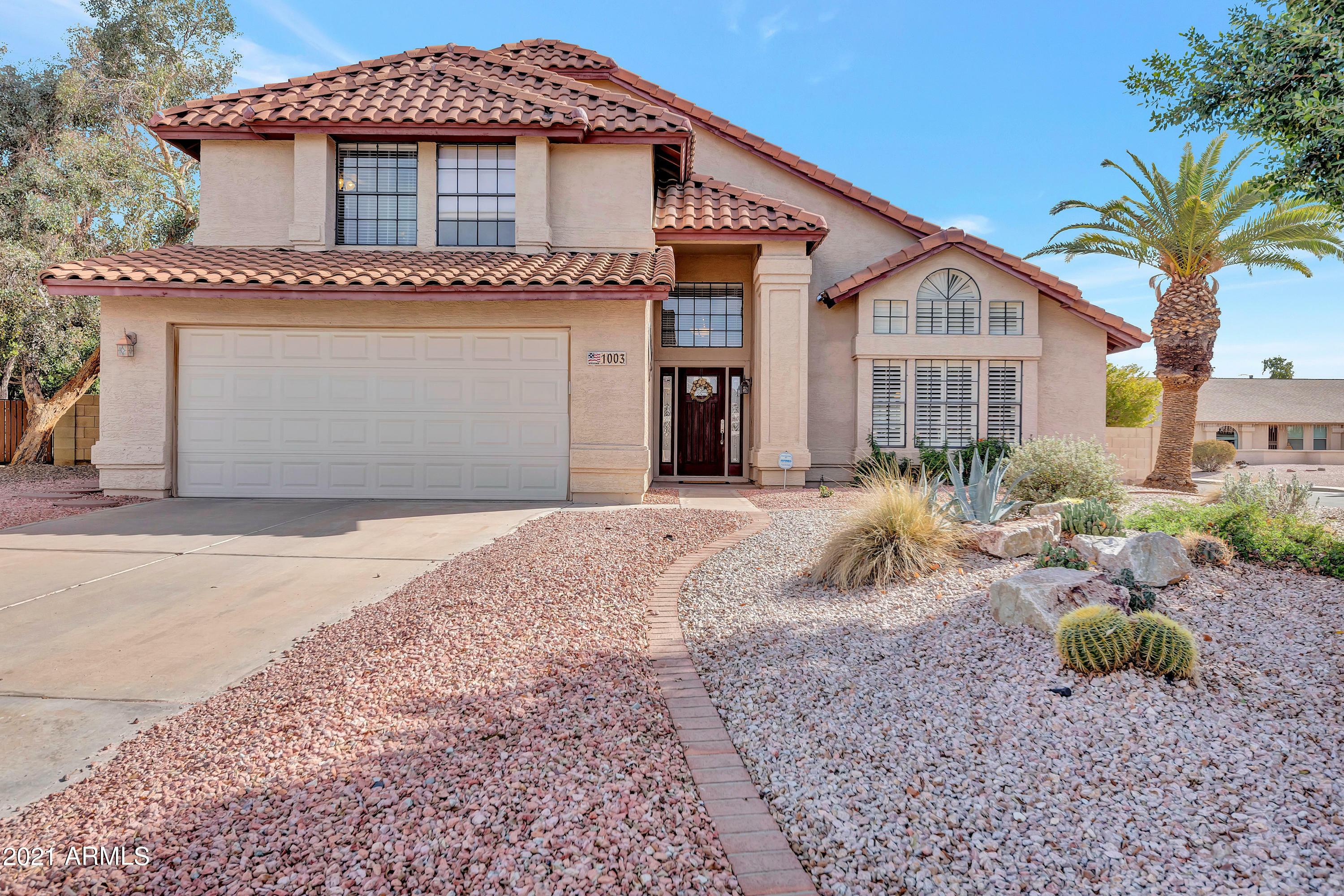 Property Photo:  1003 N Sunview Circle  AZ 85205 