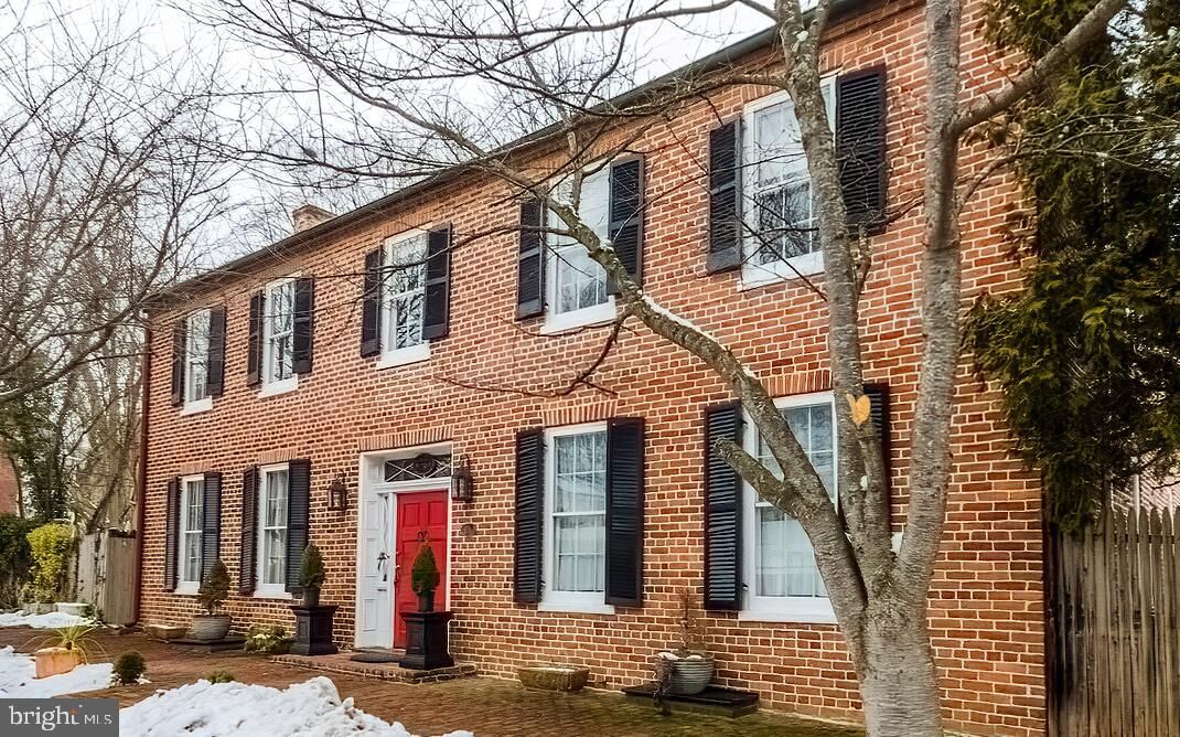 Property Photo:  211 E High Street  WV 25443 