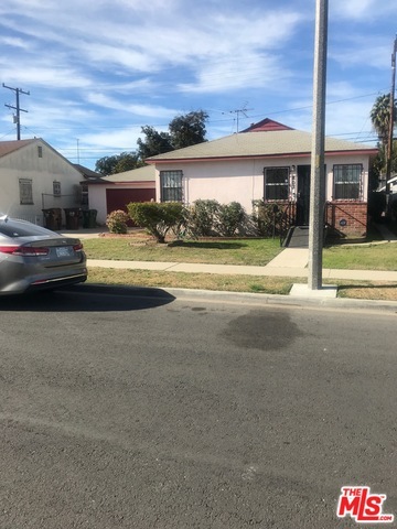 Property Photo: 803 N Thorson Ave CA 90221