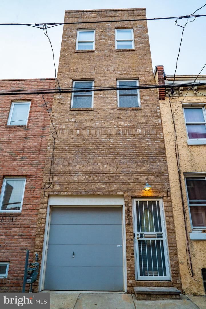 Property Photo:  1504 S Beulah Street  PA 19147 