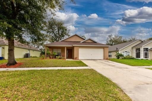Property Photo: 3862 Bayshore Circle FL 32778