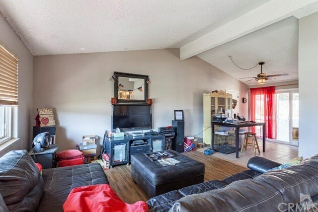 Property Photo:  831 Watson Avenue  CA 93065 