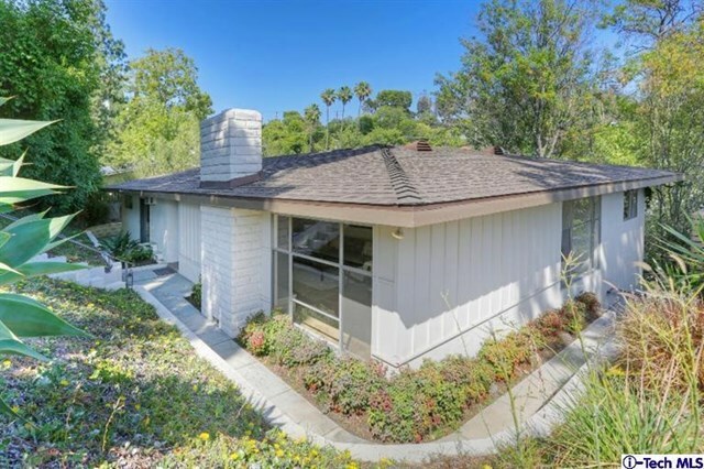 Property Photo:  326 Tamarac Drive  CA 91105 