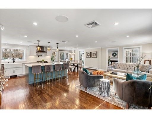 Property Photo: 186 Central Ave MA 02494