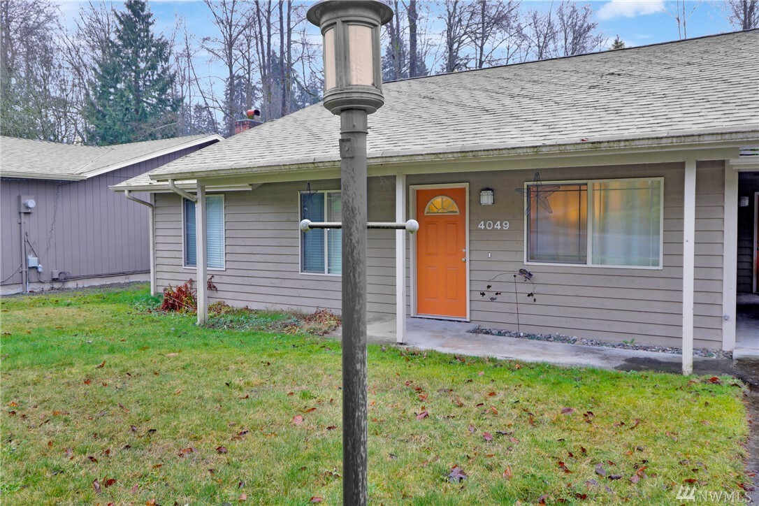 Property Photo:  4049 S 302nd Place  WA 98001 