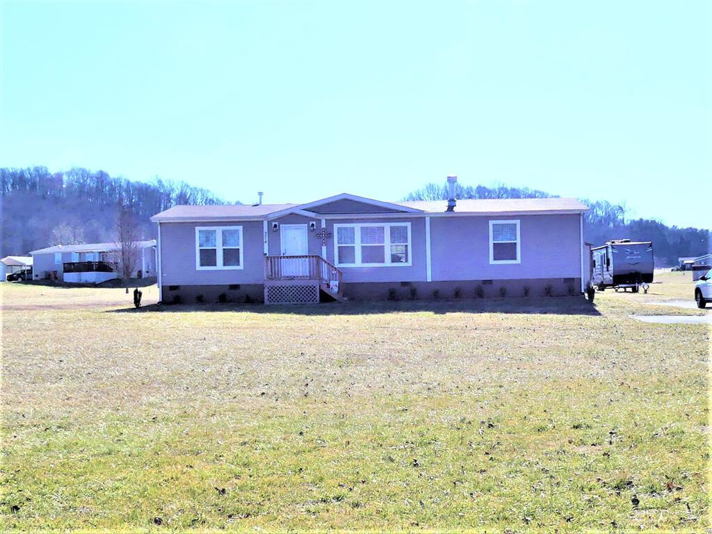 Property Photo: 374 Highway 307 TN 37303