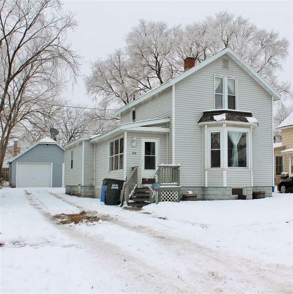 Property Photo:  208 West Burns St  WI 53901 