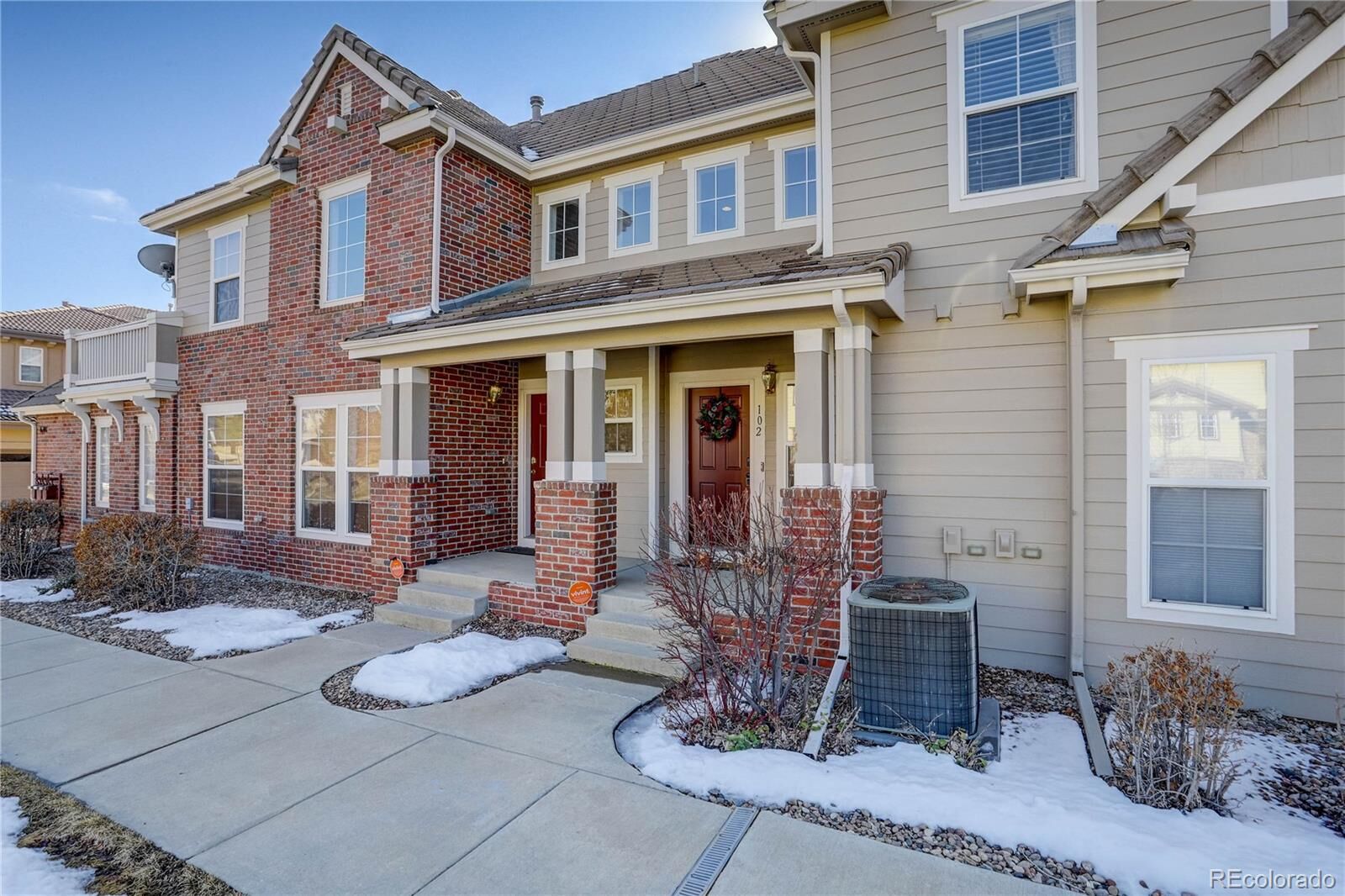 Property Photo: 6701 S Versailles Way 102 CO 80016