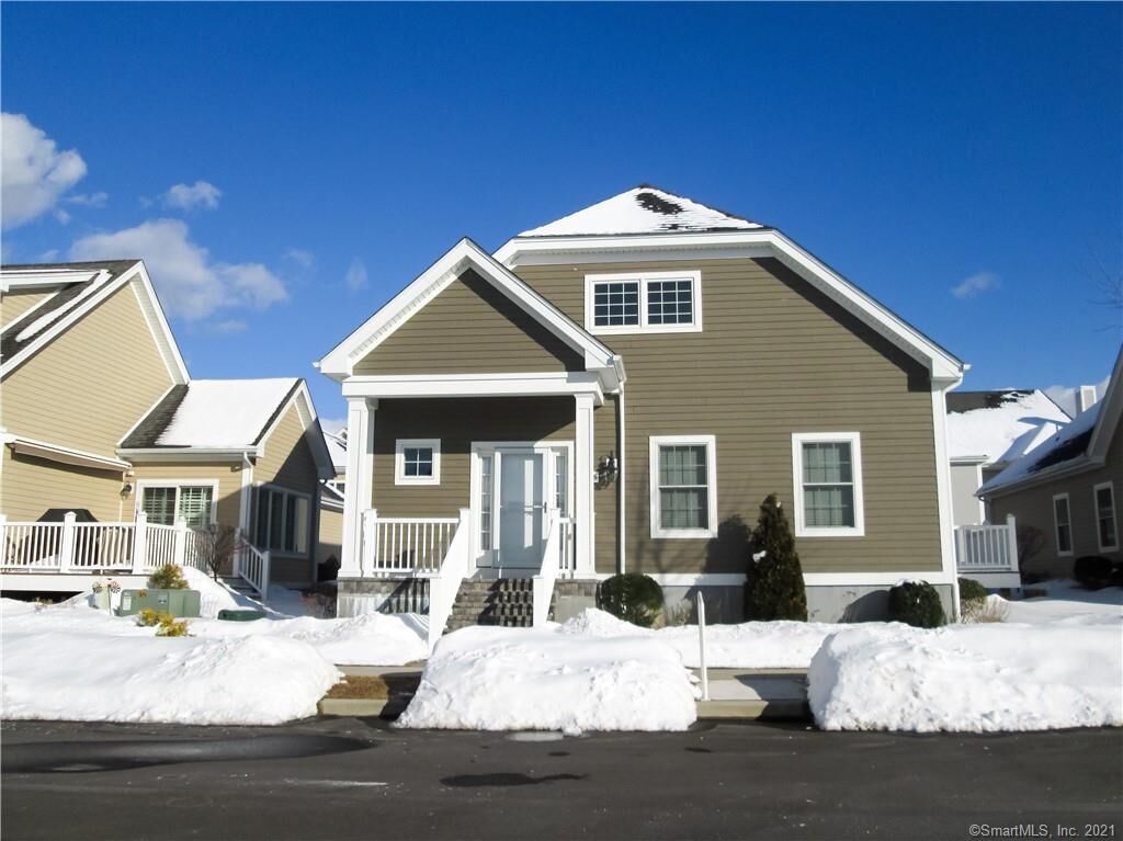 Property Photo:  306 Goose Lane  CT 06477