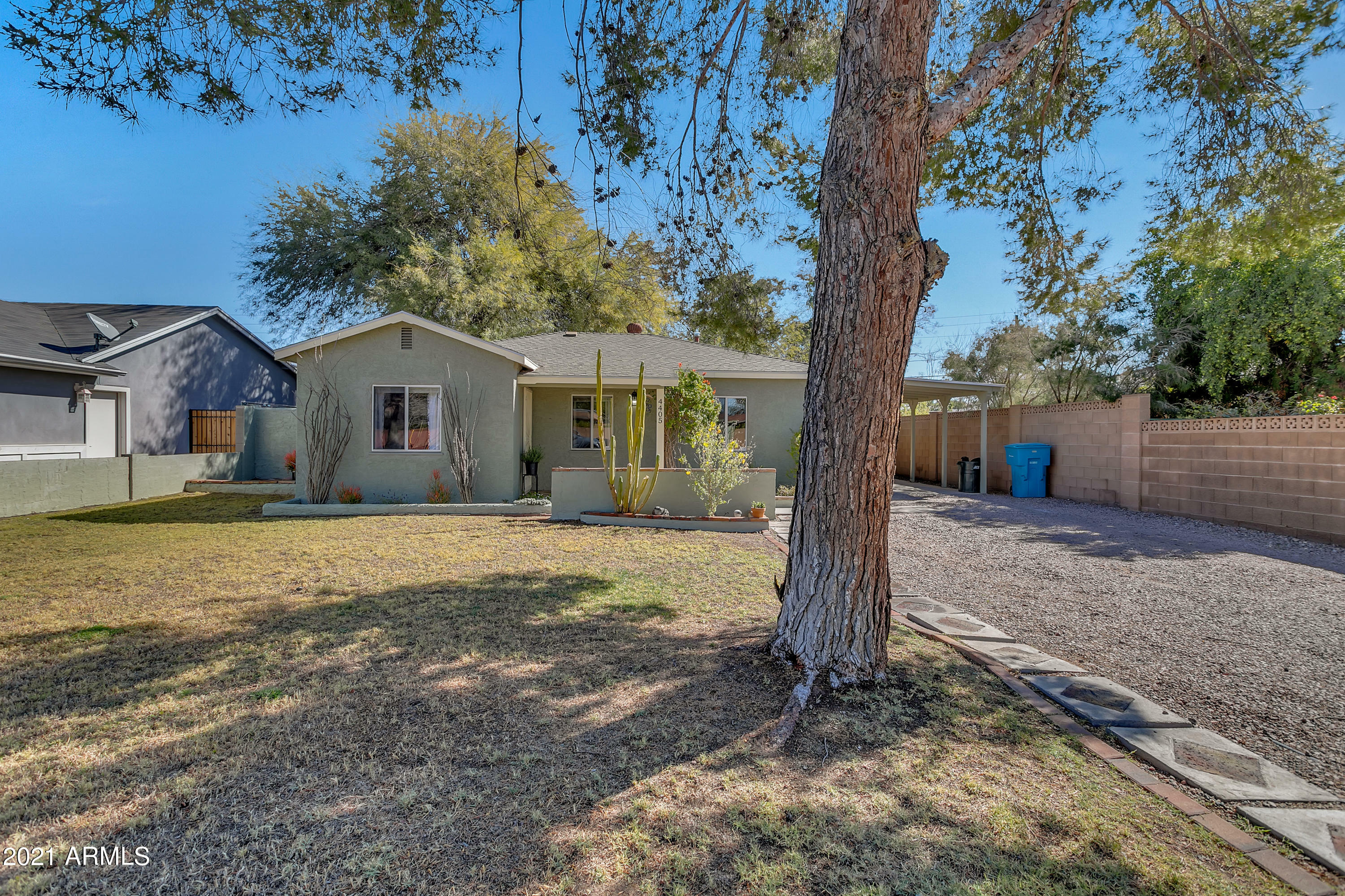 Property Photo:  4405 N 19th Place  AZ 85016 