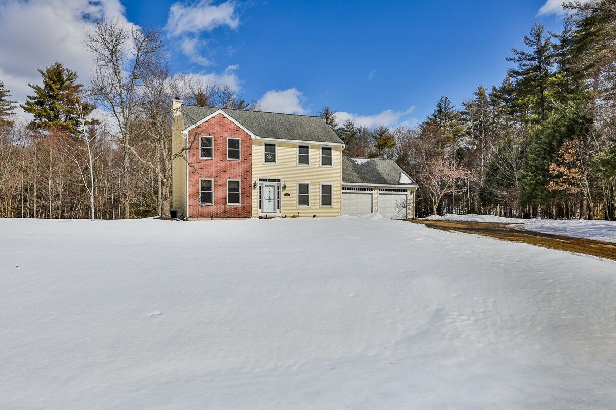 Property Photo:  20 Grove Court  NH 03032 