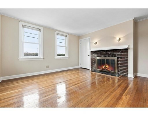 Property Photo:  94 Spencer Street  MA 01905 