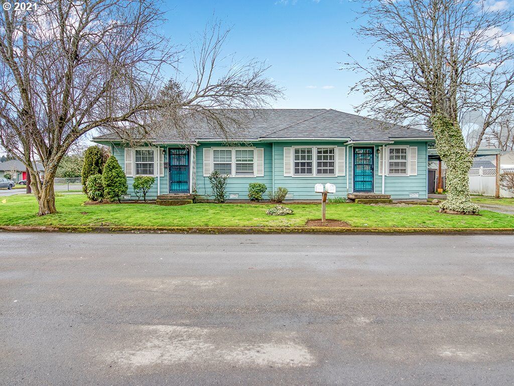 Property Photo:  3110 E 24th St  WA 98661 