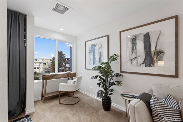 Property Photo: 4116 58th Place SW 4 WA 98116