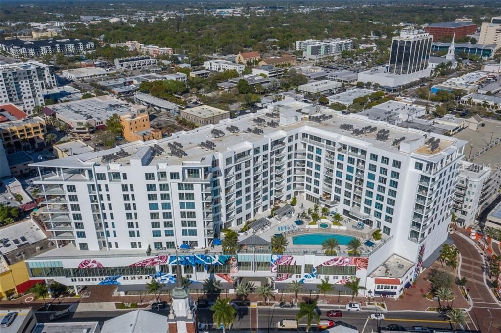 Property Photo:  111 S Pineapple Avenue 813  FL 34236 