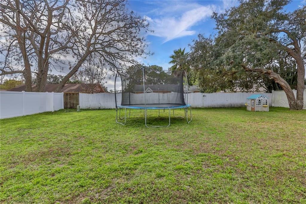Property Photo: 11072 Auburndale Street FL 34609