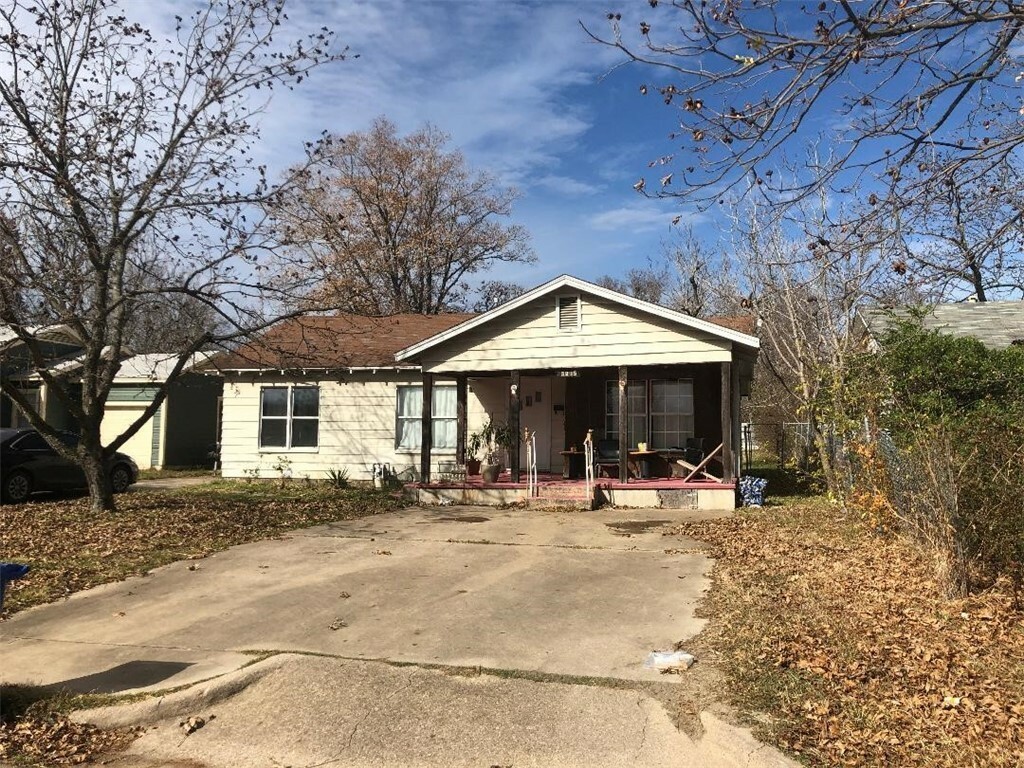 Property Photo:  3915 Shelby Avenue  TX 76711 