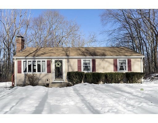 Property Photo: 20 Fairfax Way MA 01516
