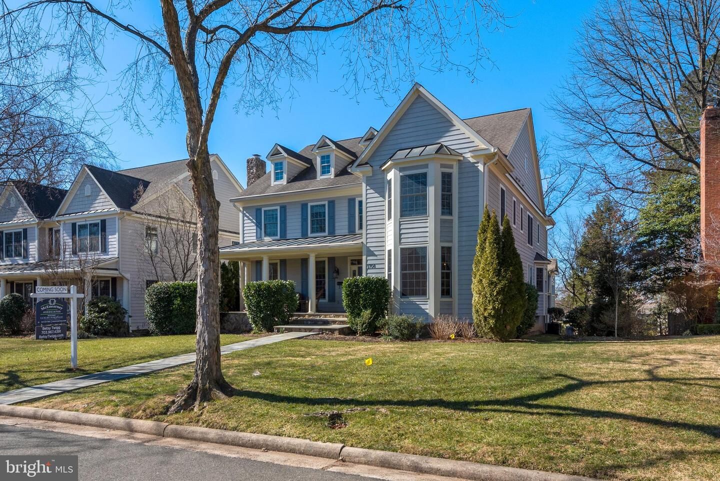 Property Photo:  1708 N Huntington Street  VA 22205 