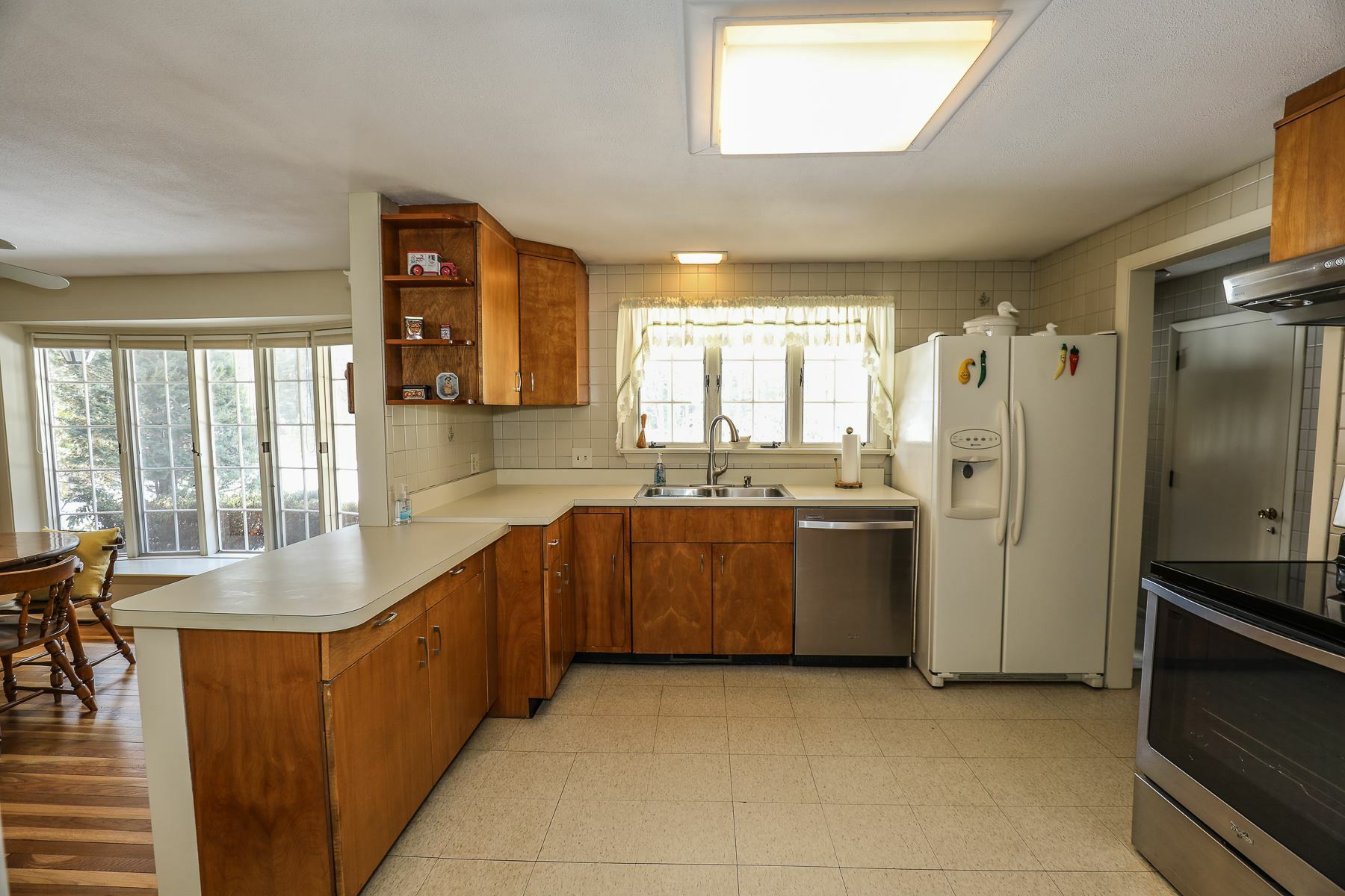 Property Photo: 19 Oak Drive NH 03110