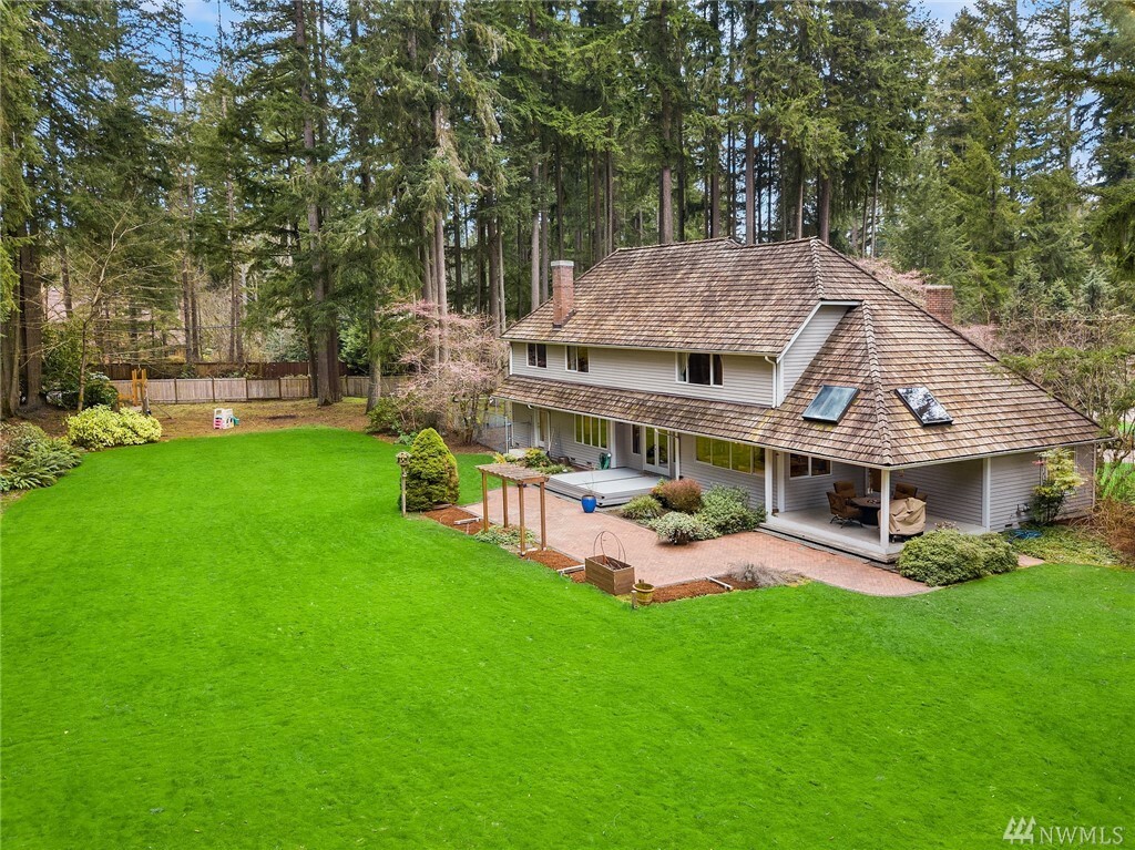 Property Photo: 14232 Bear Creek Rd NE WA 98077