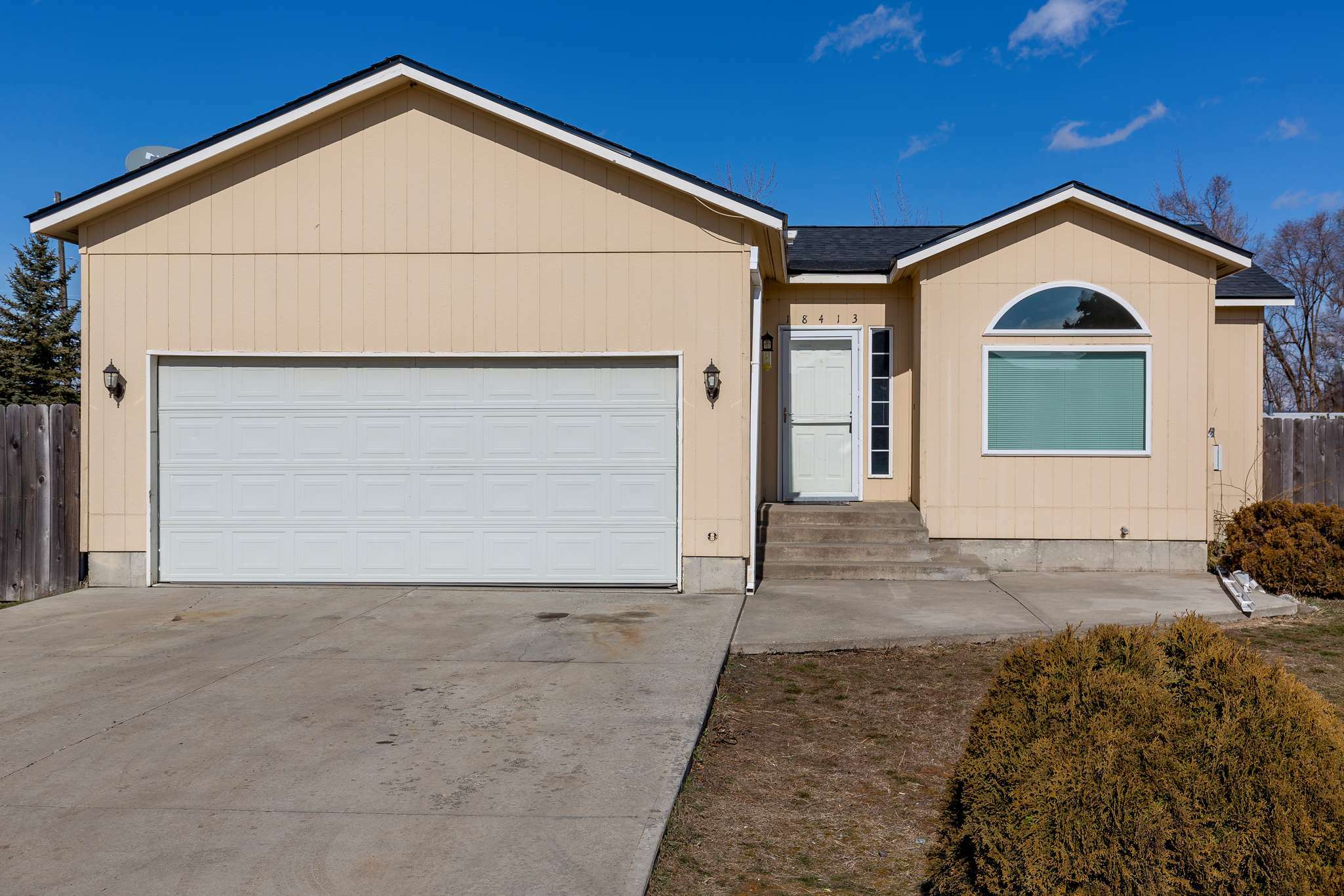 Property Photo: 18413 E Sprague Ave WA 99016